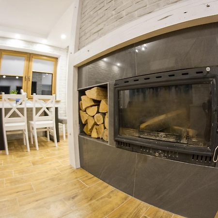 Ferienwohnung "Miedzy Gruszka A Sanem" Lesko Exterior foto