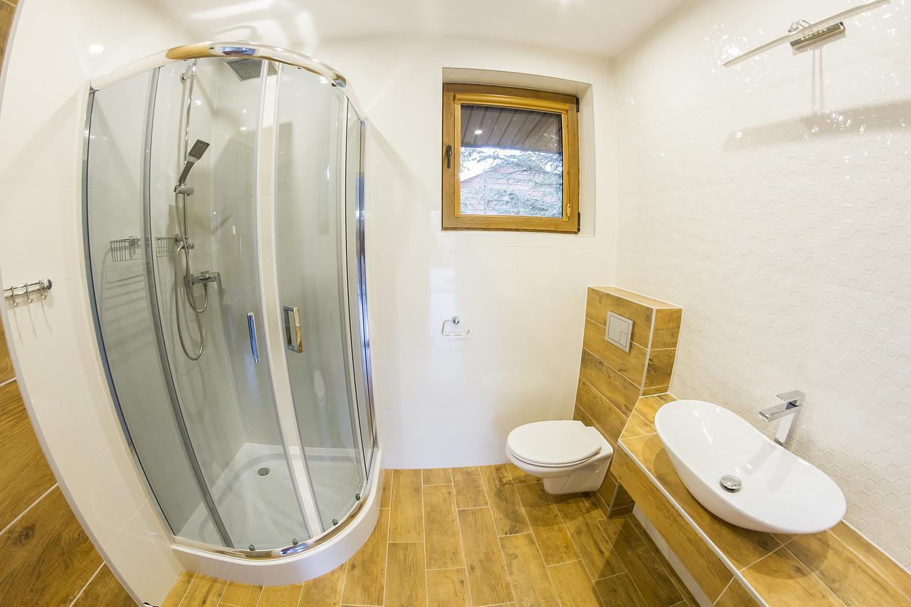 Ferienwohnung "Miedzy Gruszka A Sanem" Lesko Exterior foto
