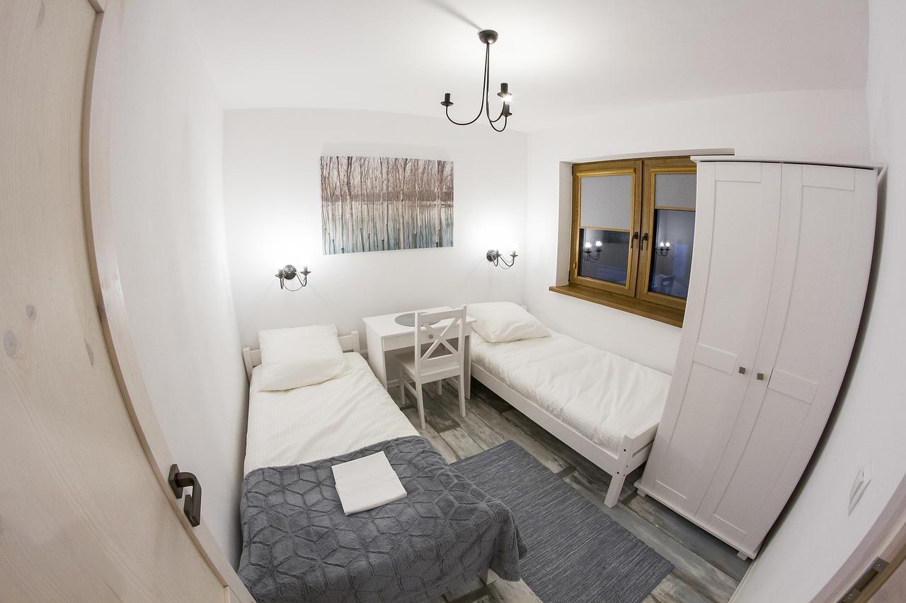 Ferienwohnung "Miedzy Gruszka A Sanem" Lesko Exterior foto